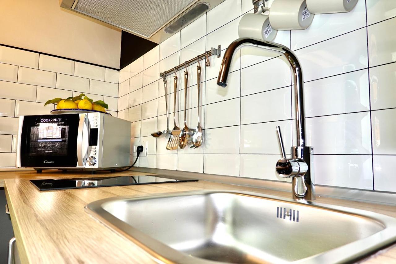Linea1 Loft Lägenhet Neapel Exteriör bild